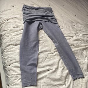 Grey Lululemon leggings